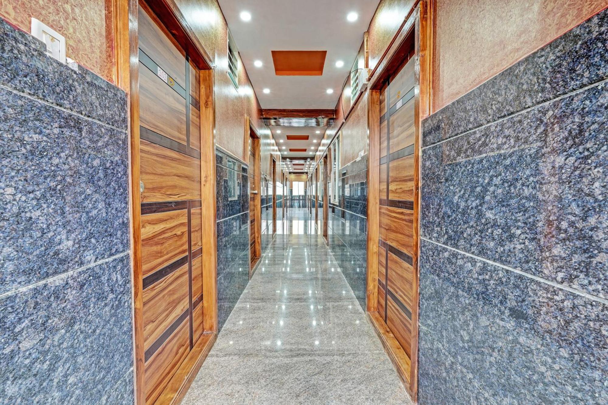 Hotel O Flagship Mr Lodge Bangalore Exterior foto